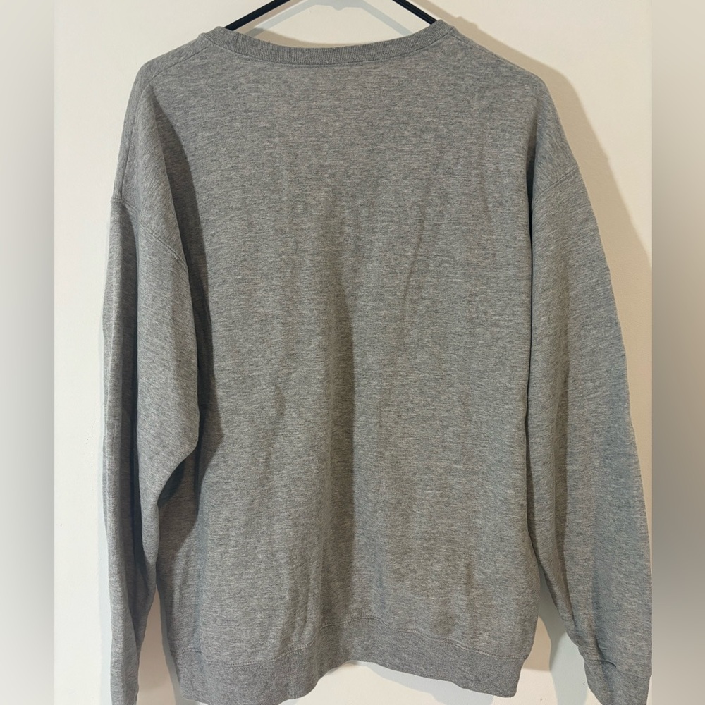 Disney Women’s Large Gray Halloween Hocus Pocus Sweatshirt Black Cat Pullover - Picture 5 of 5